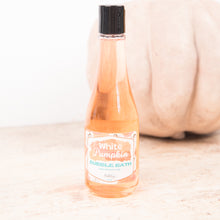 Load image into Gallery viewer, WHITE PUMPKIN BUBBLE BATH