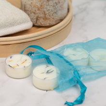 Load image into Gallery viewer, TUBLESS SPA DAY BOX